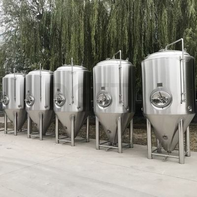 Κωνική δεξαμενή ζύμωσης ανοξείδωτου 5000L της κκπ